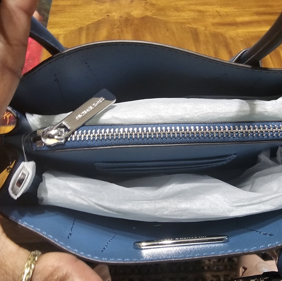 NWT Michael Kors bag - Picture 5 of 5